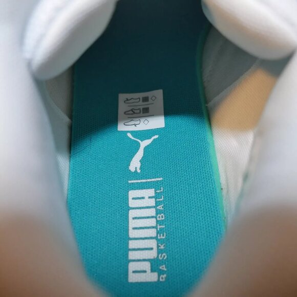 PUMA Playmaker Pro Shoes Men's Size 12 Reflective Hi-Viz White Fiery Coral EUC - Picture 10 of 13